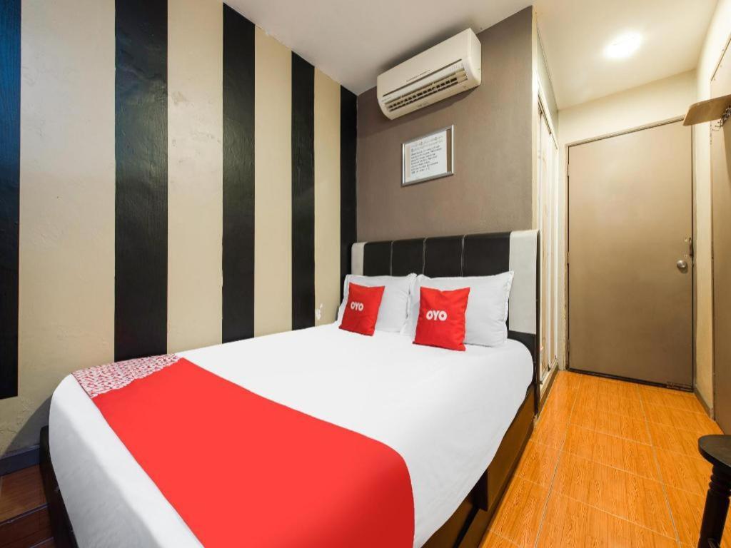 Oyo 44123 Hotel Al-Saif Kuala Kerai Kültér fotó
