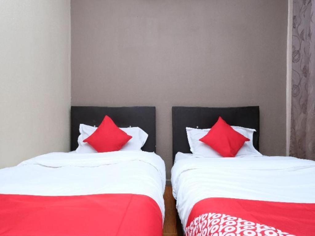 Oyo 44123 Hotel Al-Saif Kuala Kerai Kültér fotó
