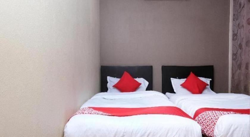 Oyo 44123 Hotel Al-Saif Kuala Kerai Kültér fotó
